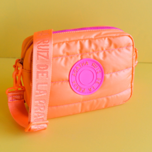 BANDOLERA ACOLCHADA LOGO AGATHA RUIZ DE LA PRADA