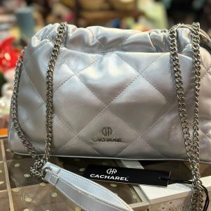 Bolso Acolchado Color Plata