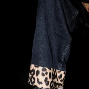 Jeans con borde de Animal Print