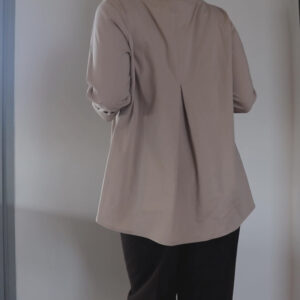Camisa Capa Beige - Espalda Plisada